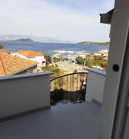 Rita Apartment