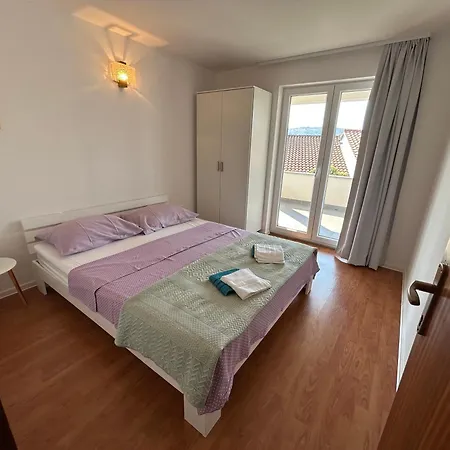 Rita Apartment