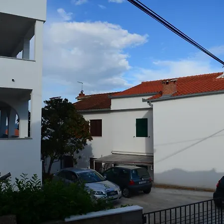 Rita Apartment